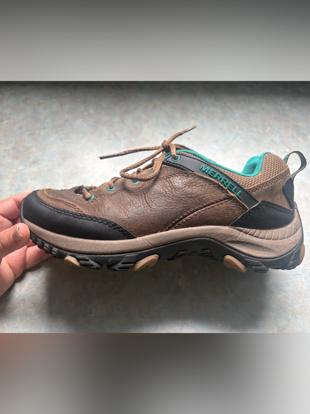 Women’s Merrell size 7.5, Brown Leather Hiking Shoes with Teal Mesh Tongue - Picture 3 of 10